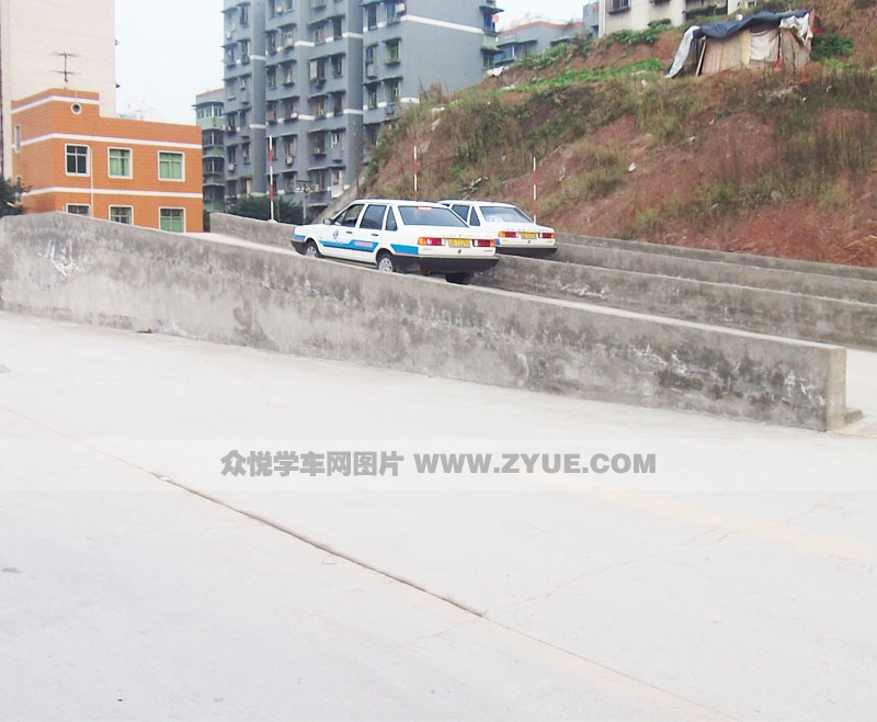 長匯駕校坡道定點停車與起步場地