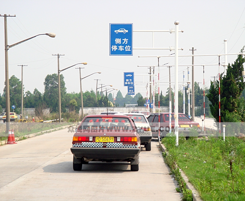 東臣駕校訓練場