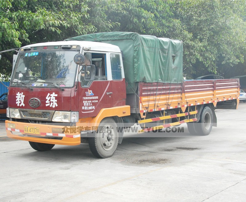 番安駕校B2照教學(xué)用車