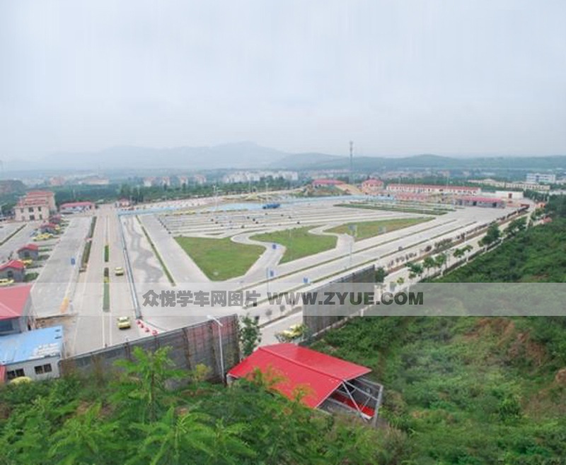 重長司駕校學(xué)車場地