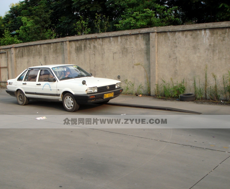 軍旅駕校模擬單邊橋